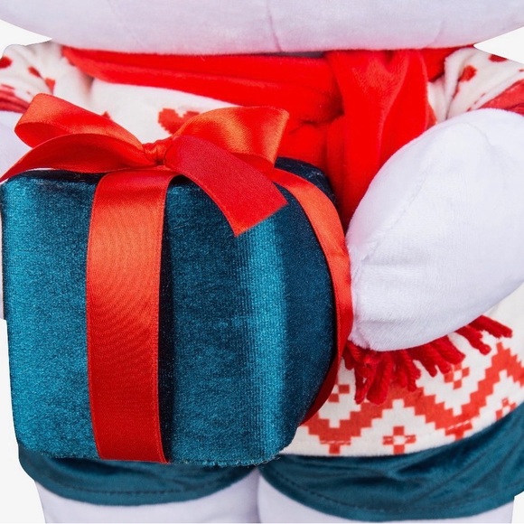 Hello Kitty Plush Holiday Greeter with Red Bow and Gift NEW - Picture 7 of 7